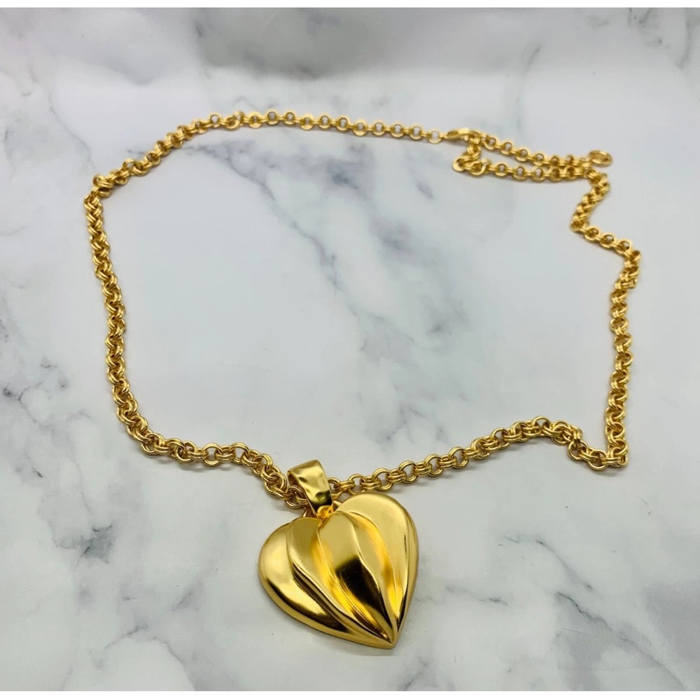 Auth GIVENCHY Vintage Heart Pendant Necklace - Pre owned